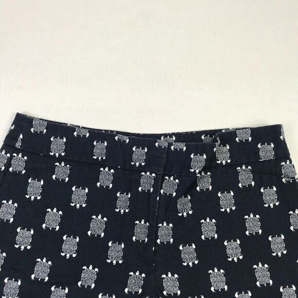 LOFT Womens Chino Shorts Turtle Blue White Print Mid Rise Stretch Pockets Size 6 - Picture 2 of 11